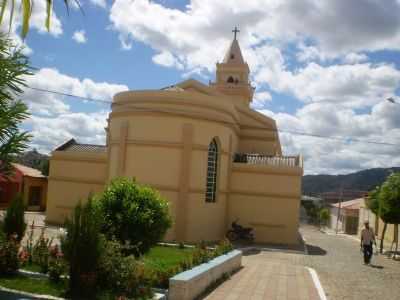 LATERAL DA IGREJA MATRIZ, POR SILVA - PEDRA BRANCA - PB